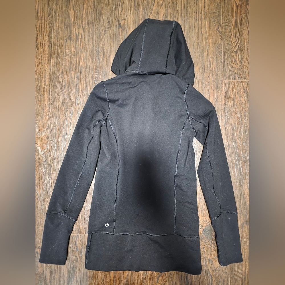Lululemon Define Hoodie - Picture 5 of 6
